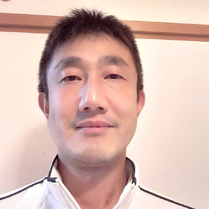 服部様の顔写真